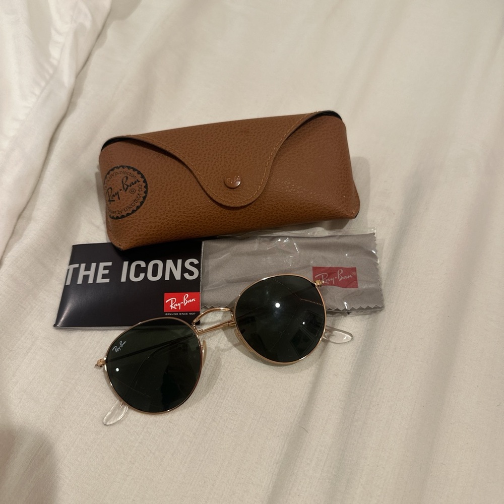 RAY BANS